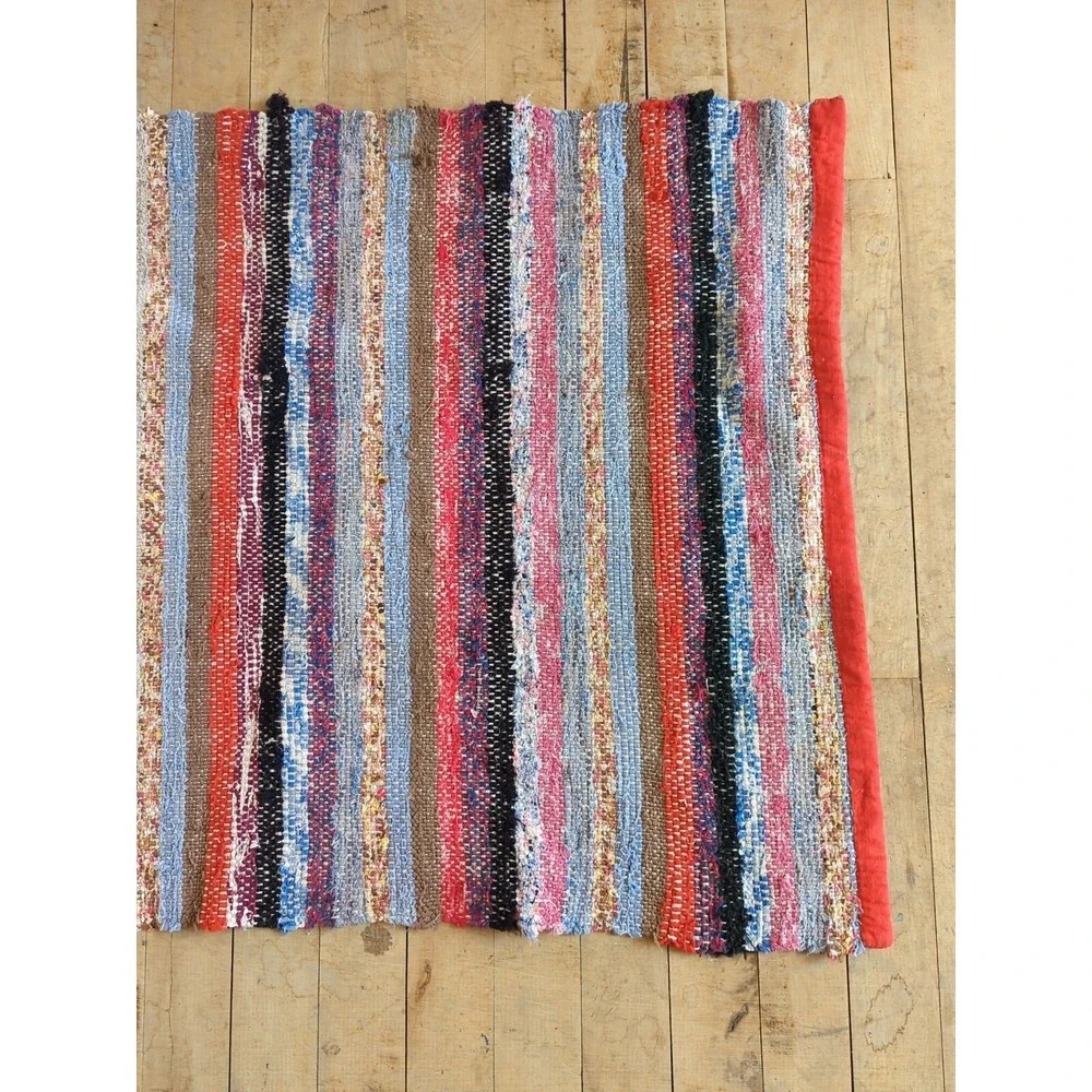 Antique Imported Swedish HandMade Rag Rug Runner (22.5 x 133 inches )‎